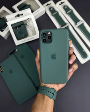Load image into Gallery viewer, flexible tpu materials Silicon Case (PINE GREEN solid comfortable feel